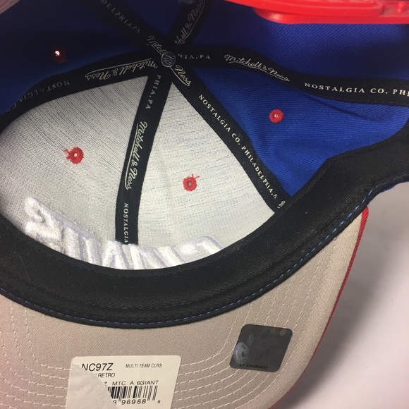 New York Giants Mitchell & Ness adjustable Hat - Picture 7 of 11